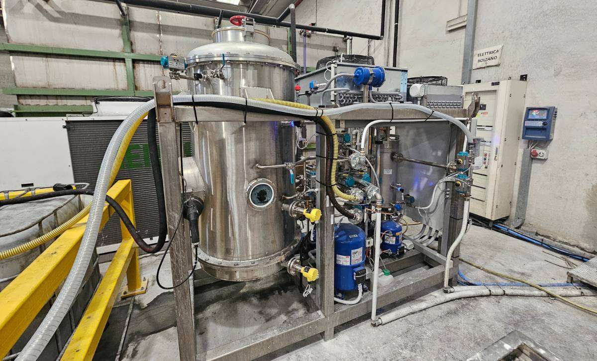 Eure Inox investe nella sostenibilità: un impianto di evaporazione sottovuoto per il recupero delle acque di lavaggio